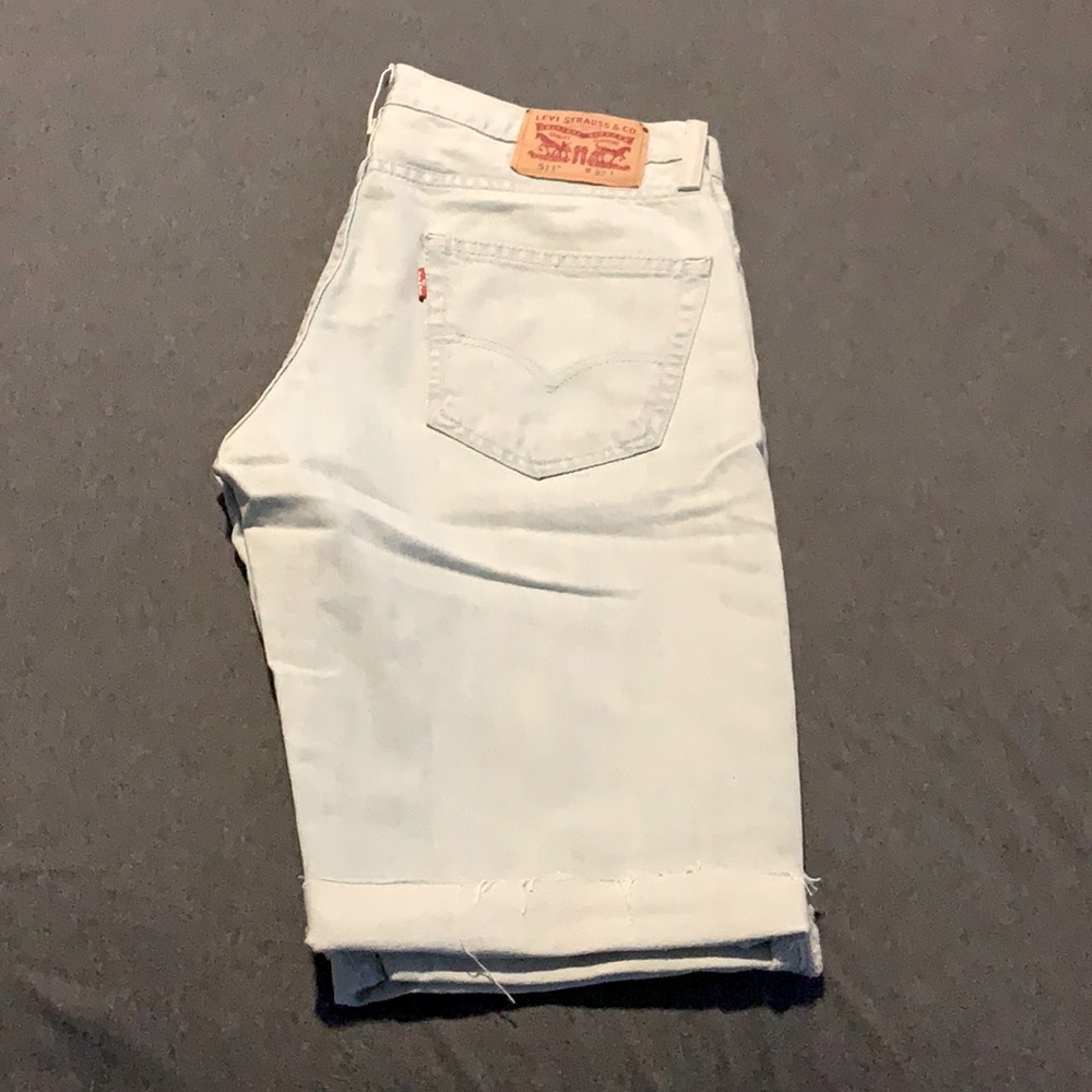 Levi’s Light Jean Shorts Slim fit 511 Sz 32 W